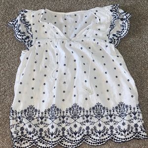 white top with blue lace on bottom, brand: old navy, size: M